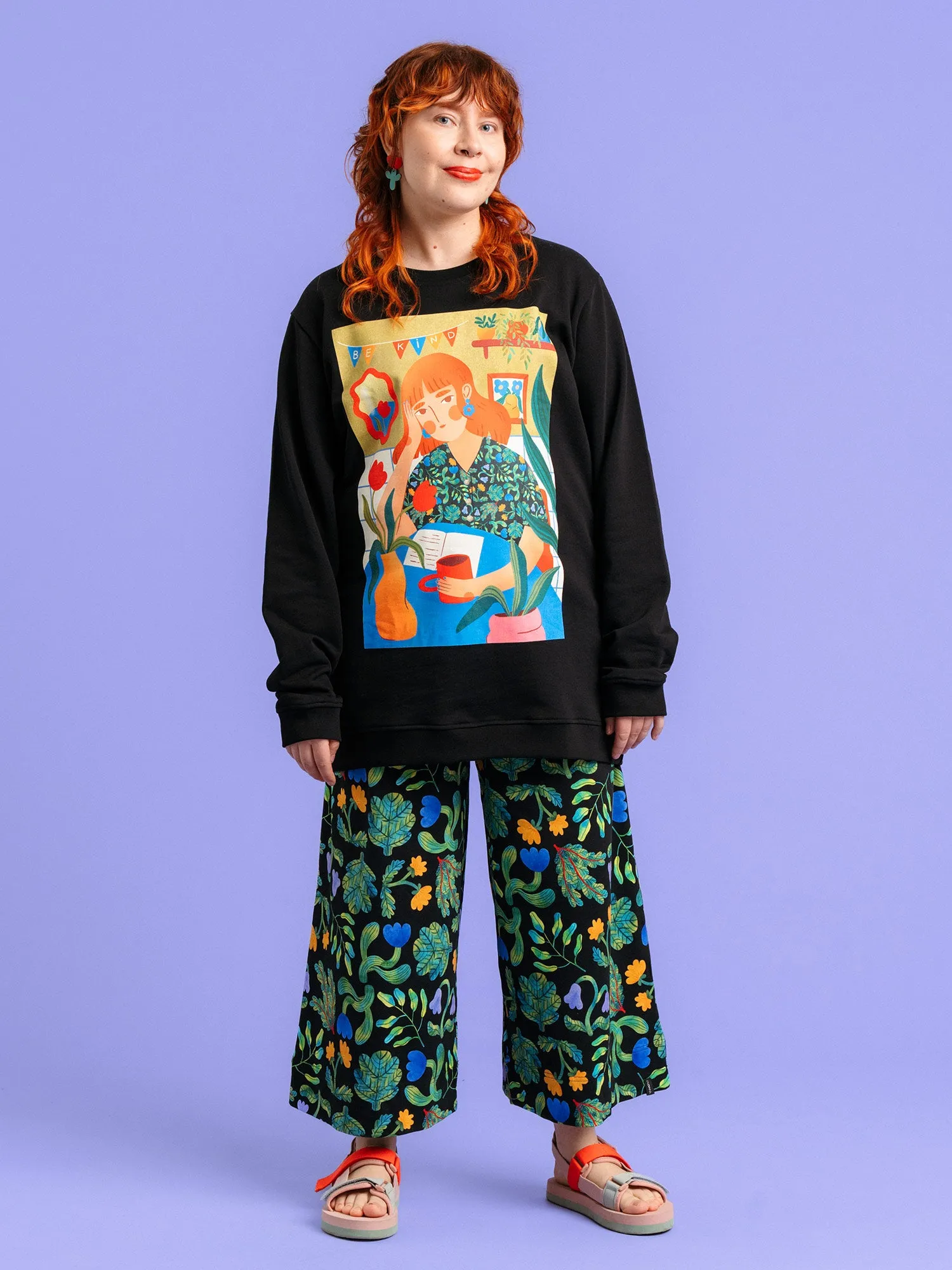 Gwen Be Kind Sweatshirt Black